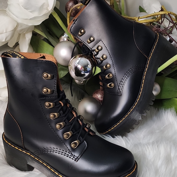 Dr Martens Leona Women's Vintage Smooth Leather Heeled Boots